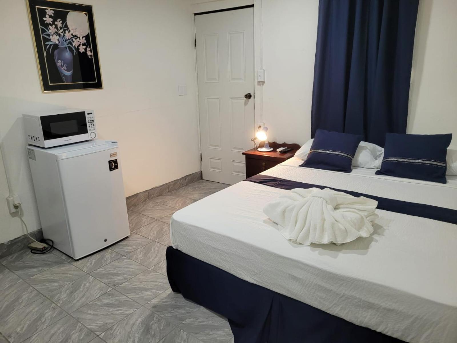 Saint Charles Inn, Belize Central America Punta Gorda Εξωτερικό φωτογραφία