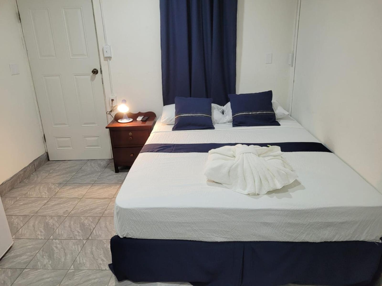 Saint Charles Inn, Belize Central America Punta Gorda Εξωτερικό φωτογραφία