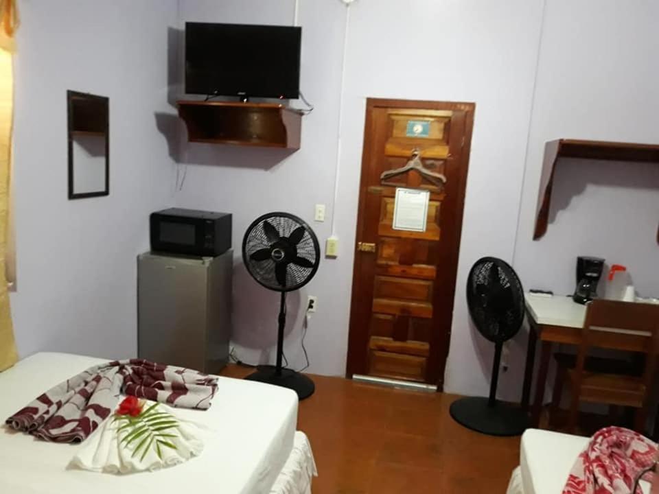 Saint Charles Inn, Belize Central America Punta Gorda Εξωτερικό φωτογραφία
