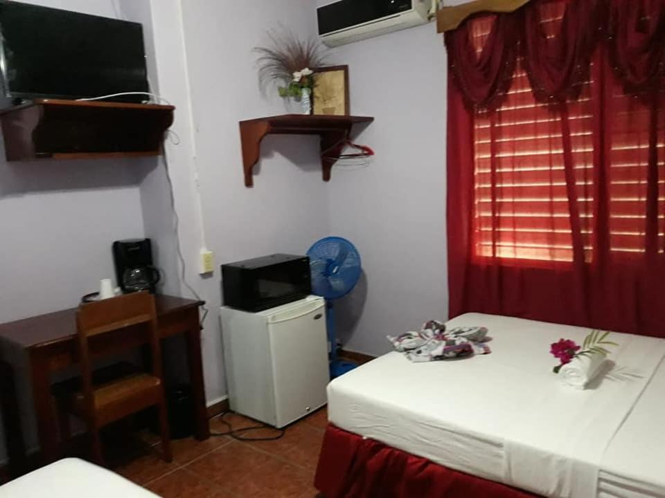 Saint Charles Inn, Belize Central America Punta Gorda Εξωτερικό φωτογραφία